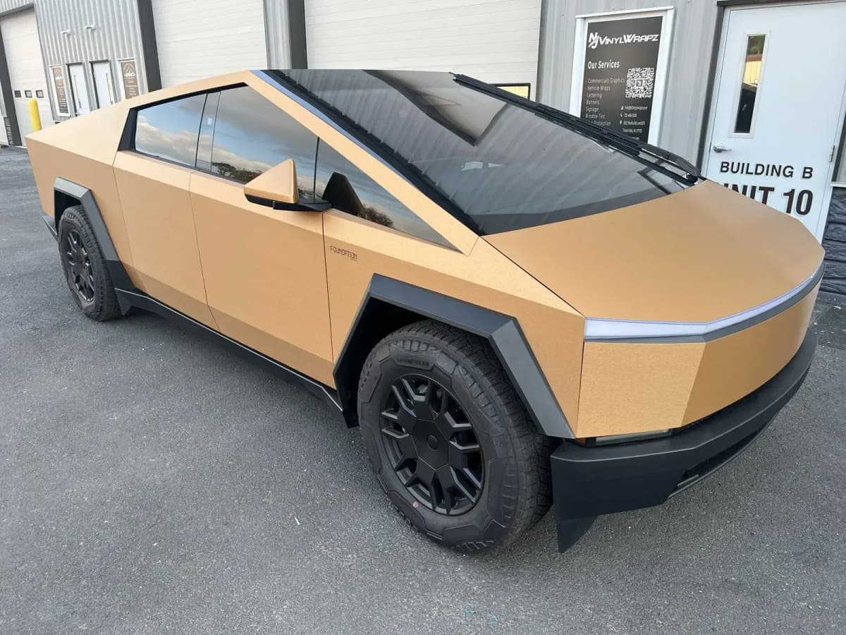Color change vehicle wrap